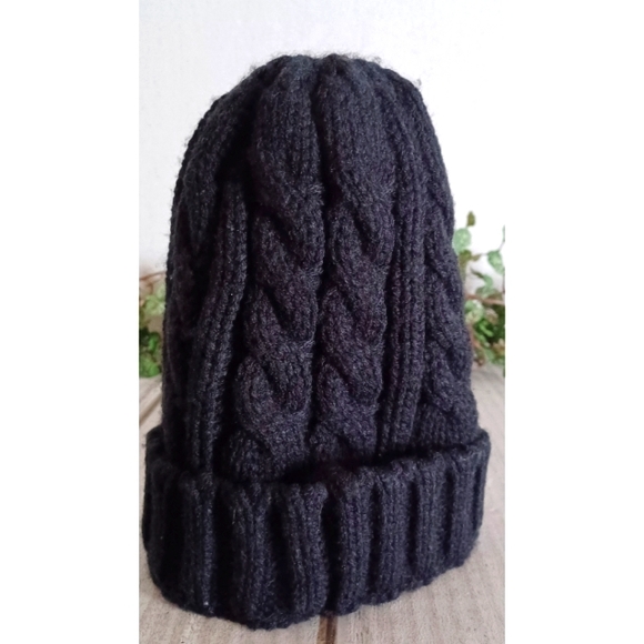 Vince Camuto Kids Lined Cable Knit Cap - Picture 2 of 7